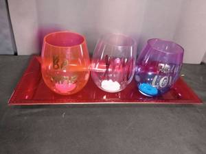 lot 1115 image: Colorful Acrylic wine Glass Set with Red Serving Tray