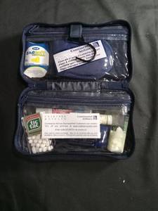 lot 1134 image: Continental Airlines Business Class Amenity Kit