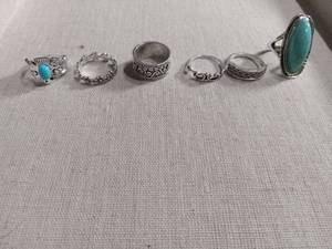 lot 12471 image: Southwestern Style Turquoise Ring Set