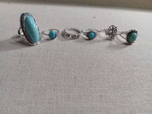 lot 12476 image: Turquoise and Silver Ring Set