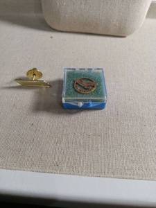 lot 12493 image: Air Force Eagle Medal Pin Set
