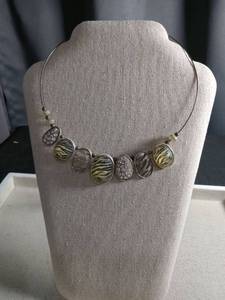 lot 12503 image: Animal Print Crystal Accent Wire Necklace
