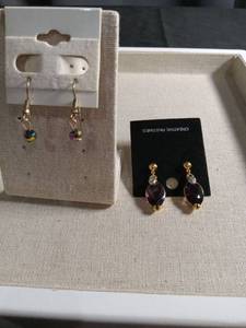 lot 12504 image: Crystal Drop Earring Set