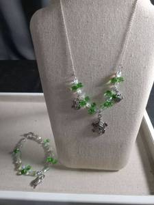 lot 12511 image: Frog Charm Crystal Beaded Necklace