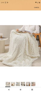 lot 2755 image: Chunky Knit Throw Blanket - Retail $45