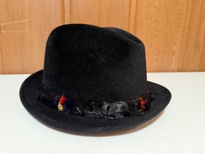 Beautiful Black Hat (7 1/8) w/ Feather Accent, In Box, Like New Condition
