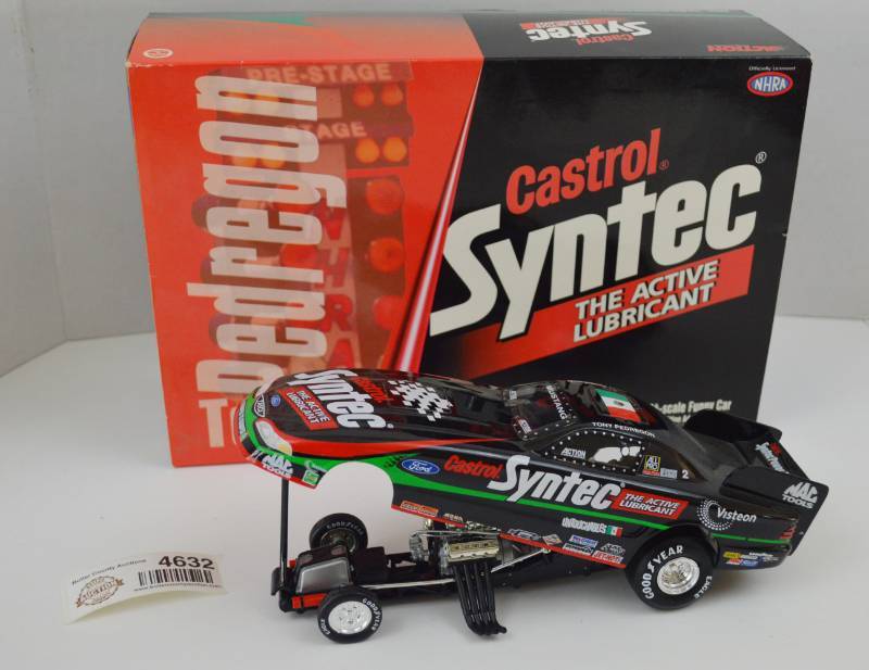 lot 4632 image: Tony Pedregon Castrol Syntec Diecast Funny Car 124 Scale
