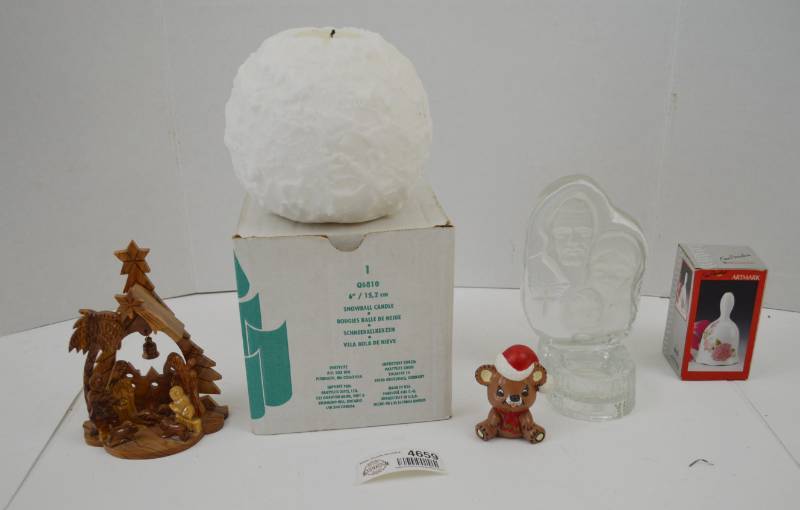 lot 4659 image: Christmas Decor Lot (Snowball Candle, Glass Mary Joseph and Jesus Candle Holder, Woodsen Nativity)