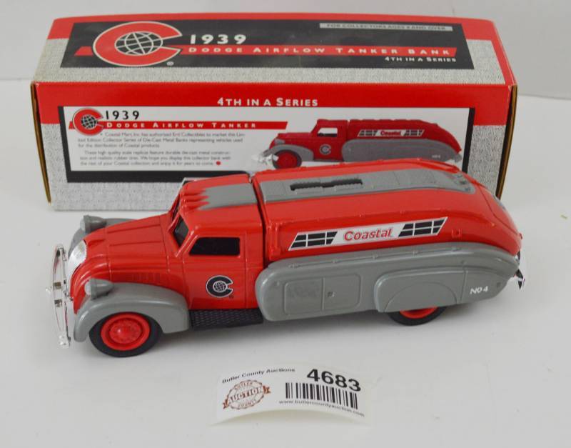 lot 4683 image: Coastal 1939 Dodge Airflow Tanker Ford 134 Scale