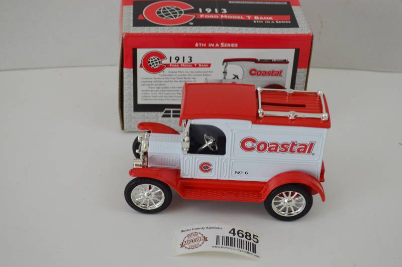 lot 4685 image: Coastal 1913 Ford Model T Die Cast Coin Bank 6th in Series
