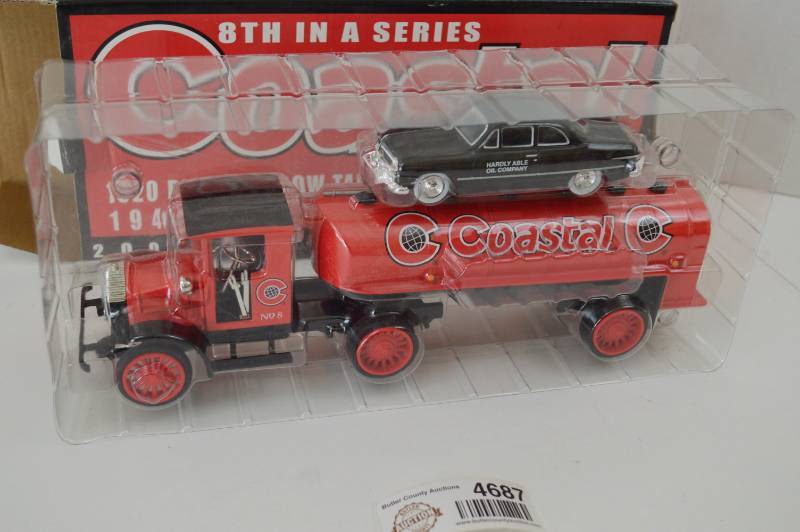 lot 4687 image: Coastal 1949 Pierce Arrow Tanker 1949 Ford Coupe 2000 Commemorative Set