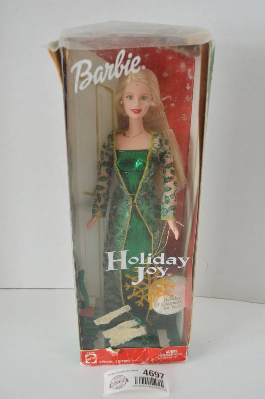 lot 4697 image: Holiday Joy Barbie