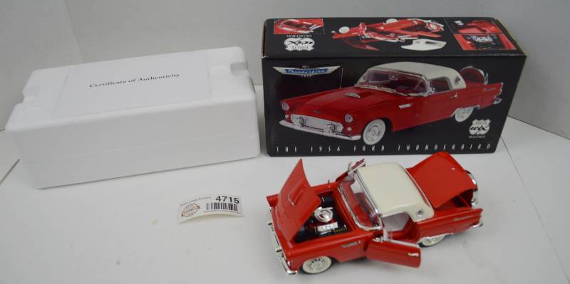 lot 4715 image: Wix 1956 Ford Thunderbird Die Cast Collectors Edition