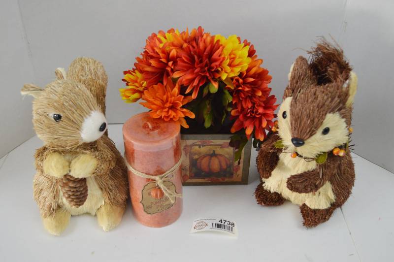lot 4738 image: Fall Decor, New Chesapeake Bay Candle Pumpkin Pie, Woodland Creatures 10 Tall and Fall Flower Arrangement