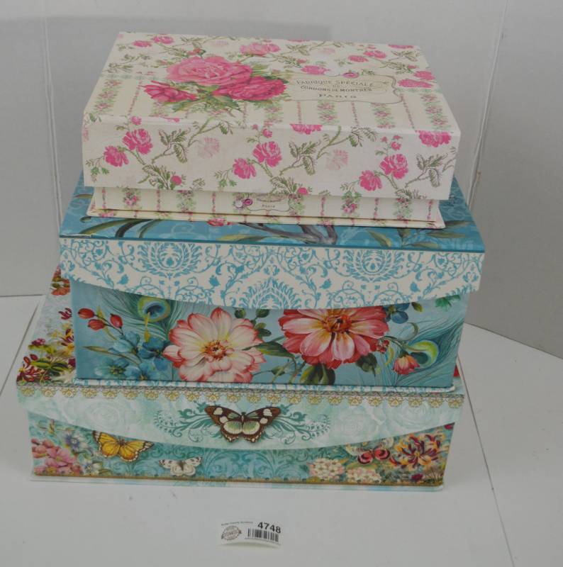 lot 4748 image: Set of 3 Decorative GiftDecor Boxes