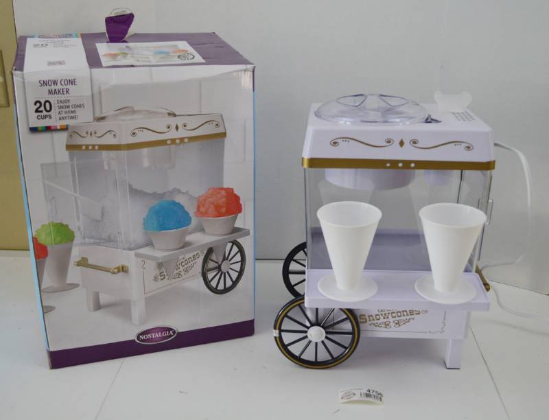 lot 4756 image: Nostalgia Snow Cone Maker W 2 Reusable Cups (Works)