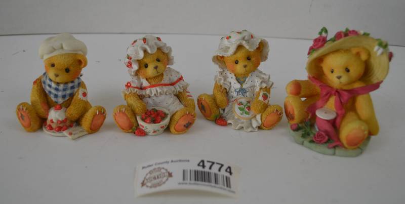 lot 4774 image: Cherished Teddies Lot of 4 (No Boxes)