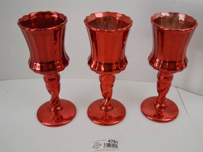 lot 4781 image: Lot of 3 10 Candle Holders. 1 Is Chipped at Base.