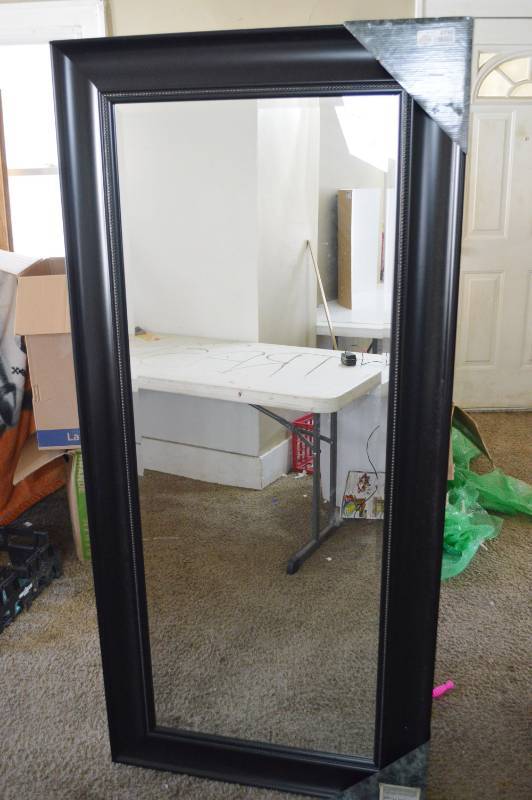 lot 4796 image: Black Full Length Mirror 67 T x 31 W