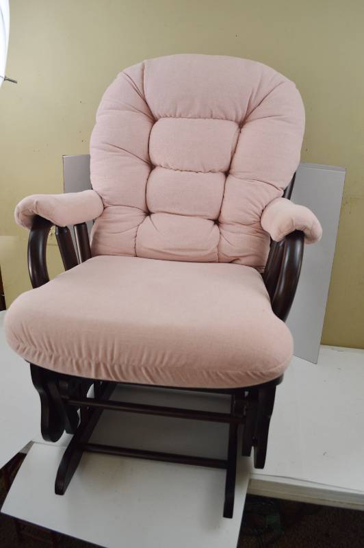 lot 4801 image: Excellent Condition Light Pink Glider Rocking Chair With Gliding Ottoman