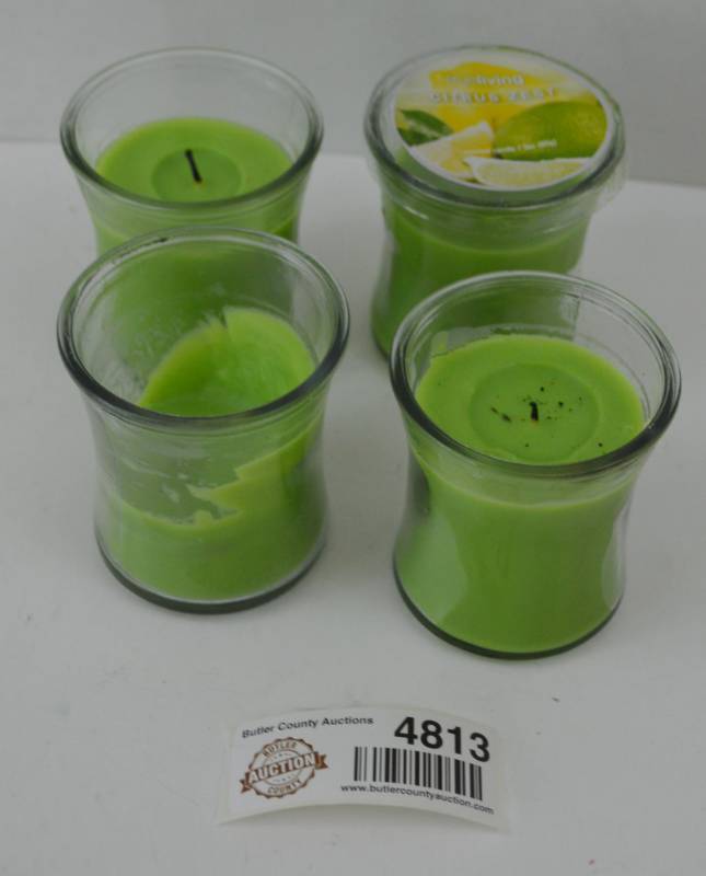 lot 4813 image: 4 Citrus Zest Candles (1 New)