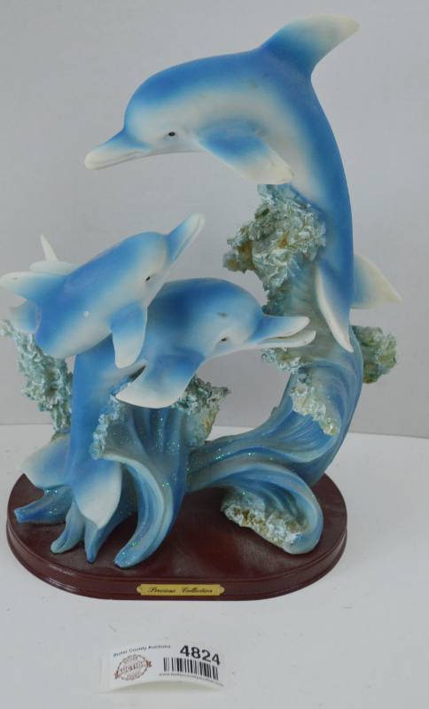 lot 4824 image: Precious Collection Dolphin Decor 12