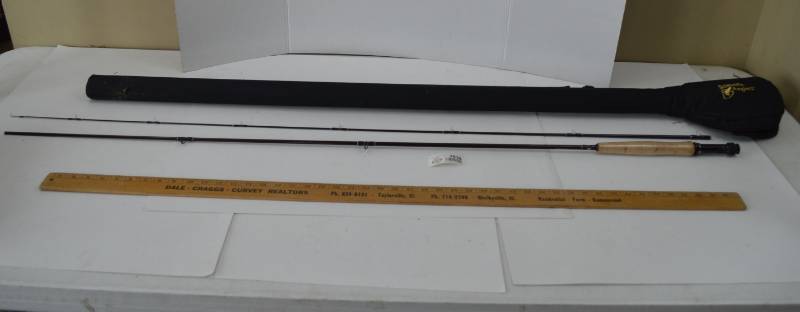lot 4838 image: Fly Fishing Pole W Hard Carrying Case DC905 9 #5 Line (No Reel)