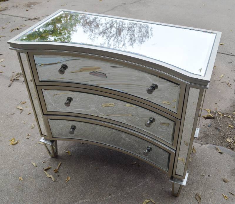 lot 4869 image: SteinWorld Mirrored Bowed Front 3 Drawer Chest