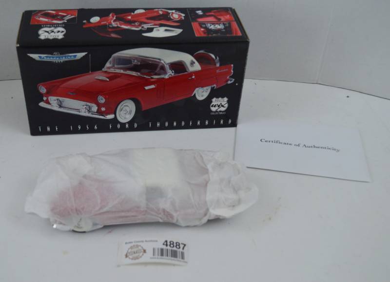 lot 4887 image: Wix 1956 Ford Thunderbird Die Cast Collectors Edition. (See Lot 4884 for Pics of Car Opened Up.)