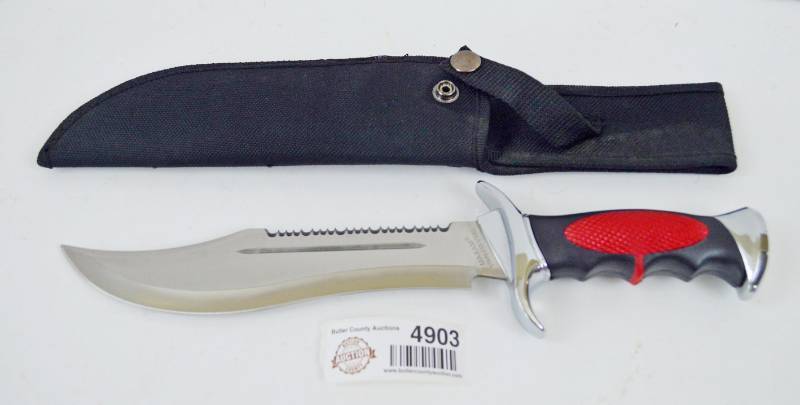 lot 4903 image: Maxam Knife and Belt Loop Sheath. Overall Length 13