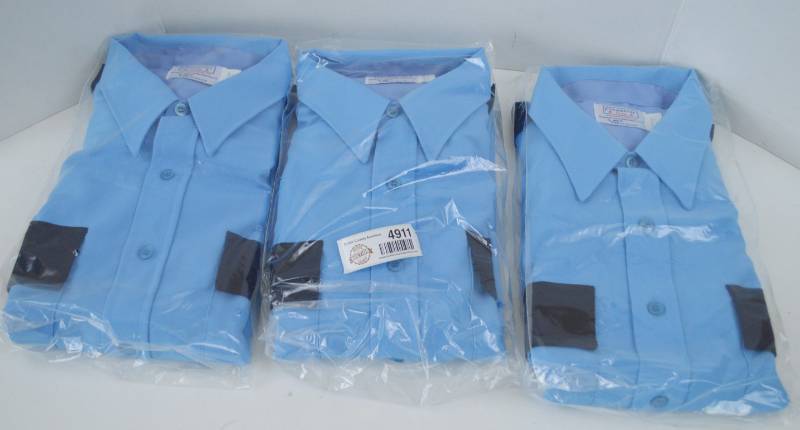 lot 4911 image: 3 Blue Short Sleeve Uniform Shirts 16.5