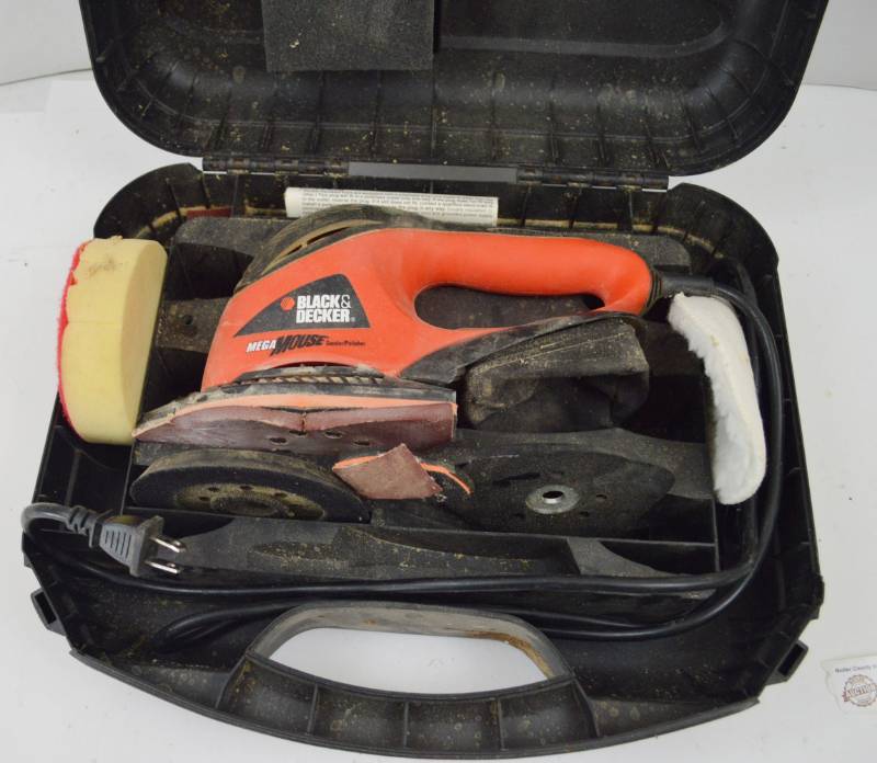 lot 4929 image: Black and Decker Sander In Case