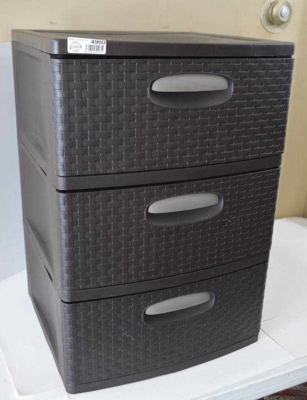 lot 4960 image: Sterilite 3 Drawer Weave Storage 29T x 20W x 17.5D
