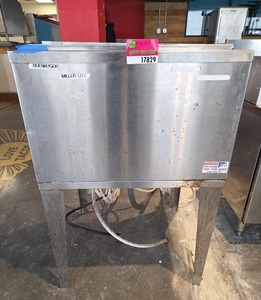 lot 17829 image: Banning Commercial Ice Storage Cabinet with Soda Dispenser