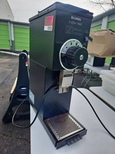lot 17878 image: Bunn Commercial Coffee Grinder - Model G1 HD BLK