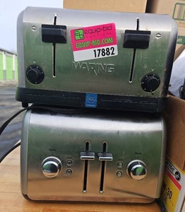lot 17882 image: Waring WCT708 Commercial 4-Slice Toaster and Kitchen Aid Bagel Toaster