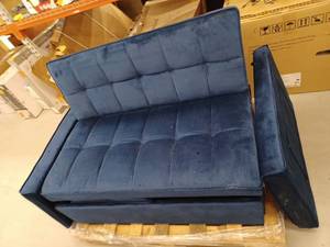 lot 33307 image: Small Futon