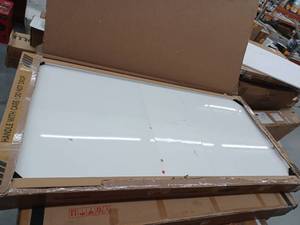 lot 34719 image: Extendable Dining Table, White