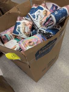 lot 15 image: Taylor Swift Wholesale Lot  - Retail $550