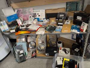 lot 26 image: Wholesale Lot of Mixed Electronics Accessories  - Retail $720