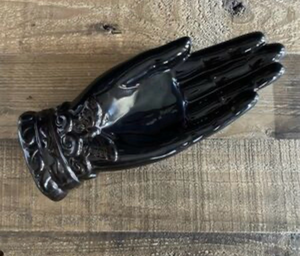 lot 41078 image: Ceramic Hand Dish