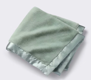 lot 41098 image: Cloud Island Plush Baby Blanket with Satin Trim