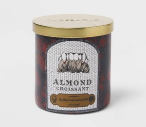 lot 41124 image: Almond Croissant Scented Candle