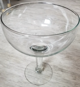 lot 41503 image: Large Margarita Coupe Glass
