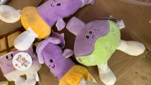 lot 41518 image: Gigglescape Plush Collection - Target Store Brand