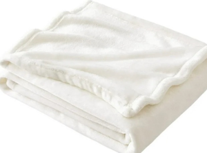 lot 41534 image: White Soft Blanket 70x100