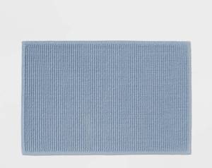 lot 41488 image: Threshold Performance Plus Bath Mat - Black