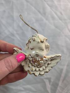 lot 840 image: 1993 White Porcelain Angel Ornament with Pearl Accents