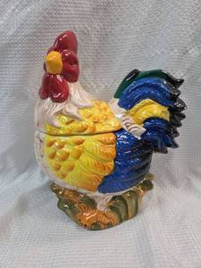 lot 881 image: Colorful Ceramic Rooster Cookie Jar
