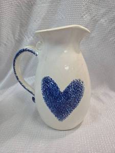 lot 885 image: Blue Heart Pattern Ceramic Pitcher